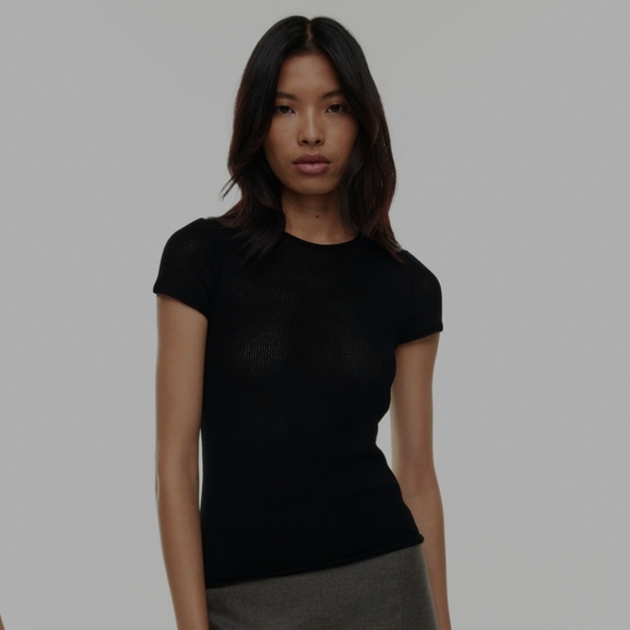 Sunday Best Downtown Top - Picture 2 of 7